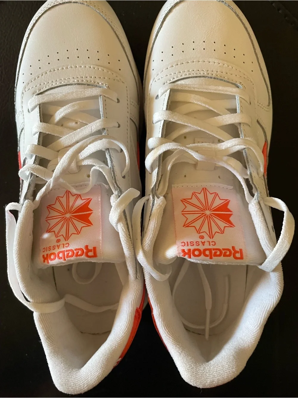 Reebok Women Size 7 1/2 medium width Classic White and Orange Athletic Shoes hmm